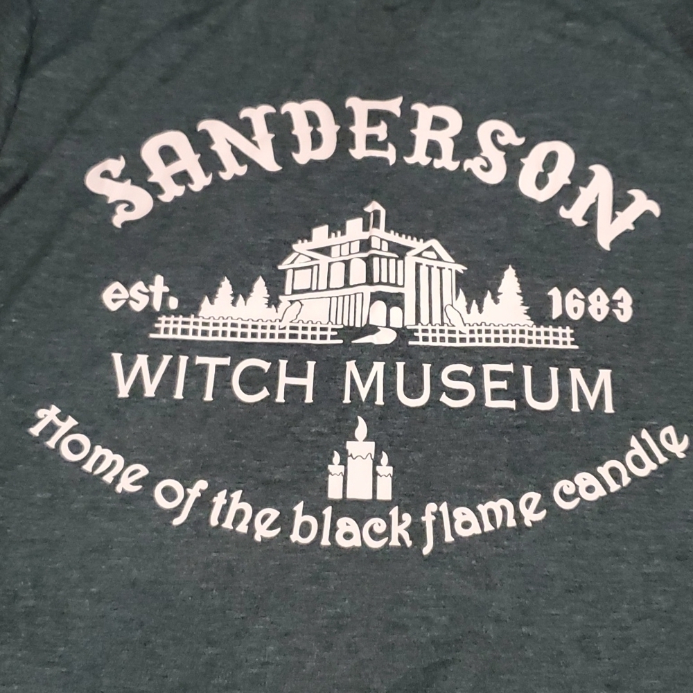 Sanderson Witch Museum Short Sleeve T-Shirt Size Small